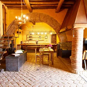 *** Bed & Breakfast Rivarola Al Tempo Dei Castelli Italia